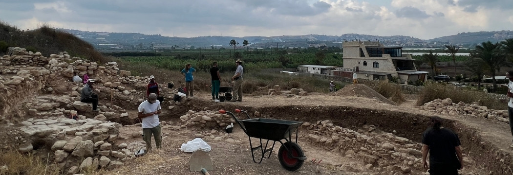 Excavation in Tell Burak